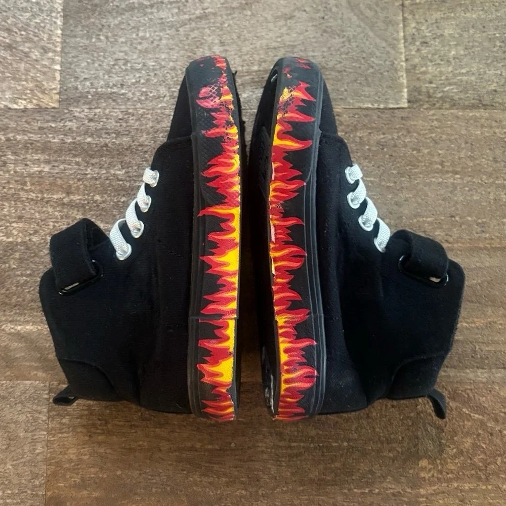 Toddler Boy High Top Sneakers Flames Soles size 8 by Wonder‎ Nation